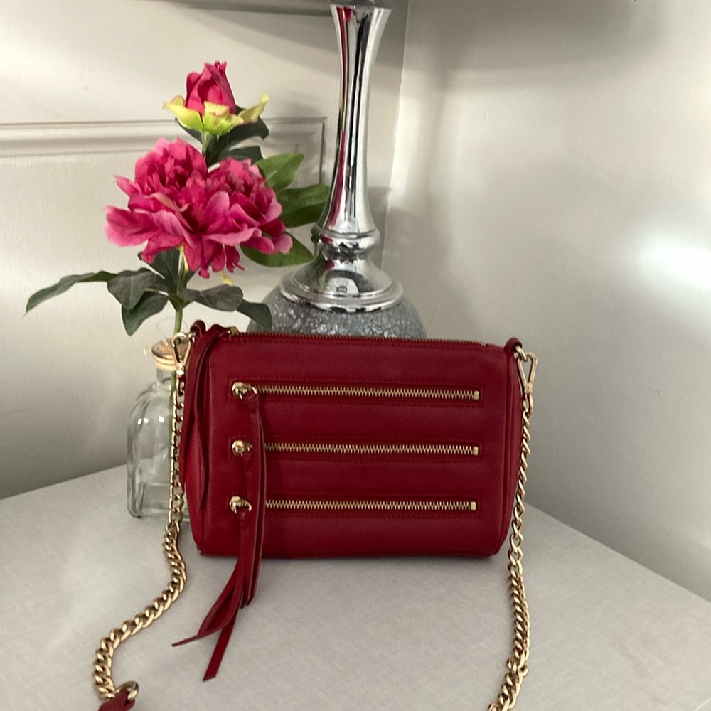 Danier leather 5 zip crossbody bag
